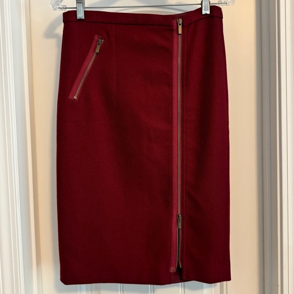 J Crew 2 Deep Red Maroon 100% Wool Pencil Straight Skirt Full Zipper Career - Picture 3 of 6
